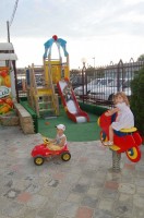 детская площадка - фотогалерея на RCC-TRAVEL.RU детская площадка - фотогалерея на RCC-TRAVEL.RU